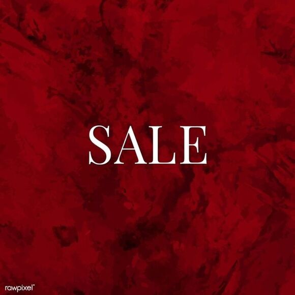 Red tank top - Picture 6 of 6